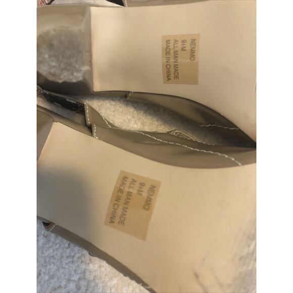 Madden Girl Nemmo Beige‎ Faux Leather Women Heels 9.5M Open Toe Sandals - Picture 7 of 8